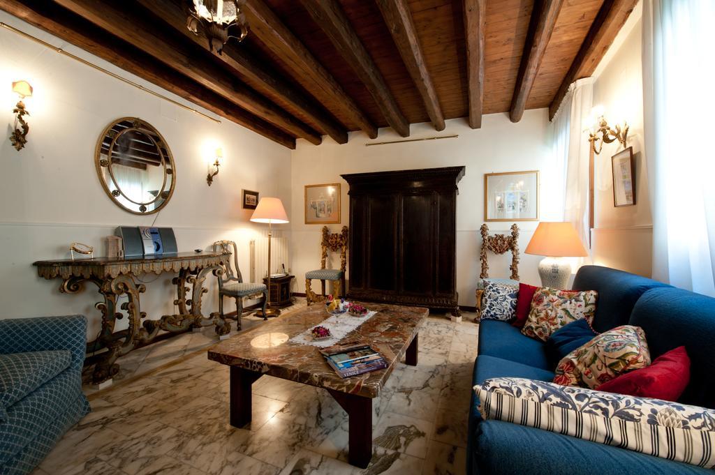 Apartmán Casa Dell'Albero Benátky Pokoj fotografie